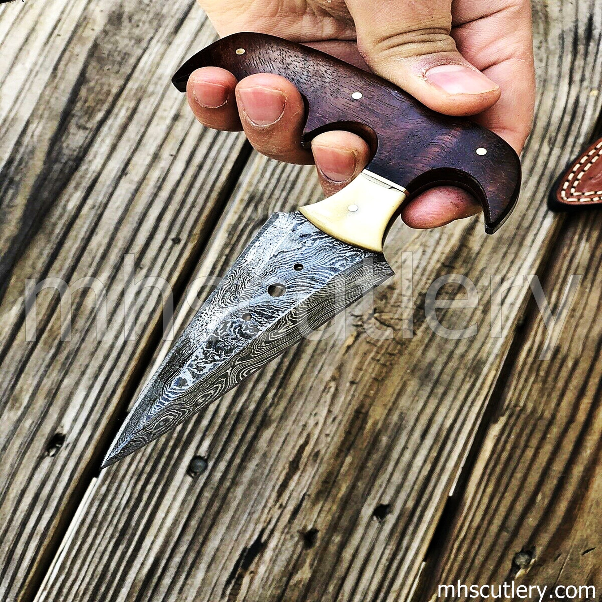 Damascus Steel Custom Push Dagger / Wood Handle | mhscutlery