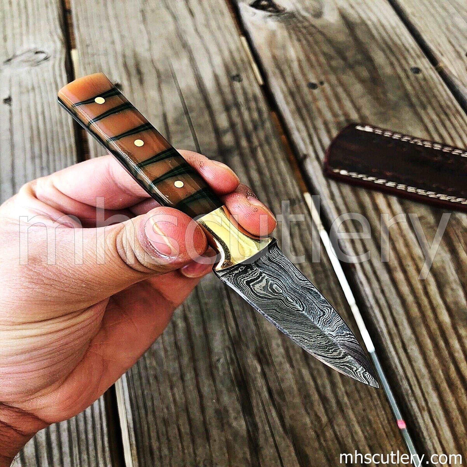 Custom Hand Forged Damascus Steel Dagger / Resin Handle | mhscutlery